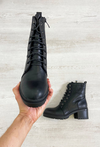 Holly Black Chunky Boots - Black