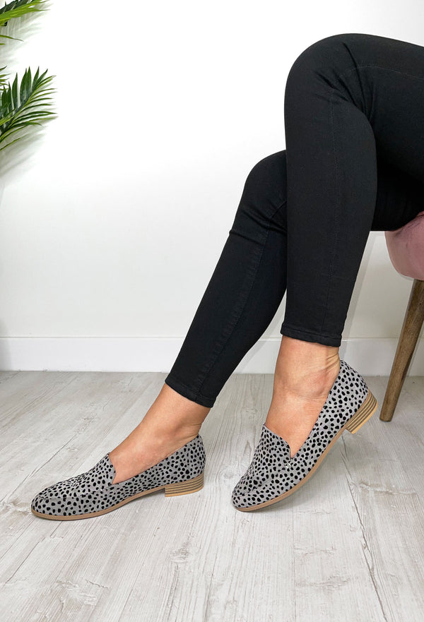 Fabs Bea Animal Print Loafers - Grey