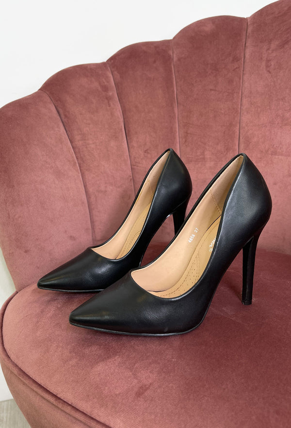 Phillipa Court Shoes - Black