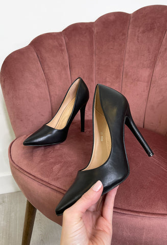 Phillipa Court Shoes - Black